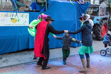 Bild 833 - Latuff 2016 Umzug